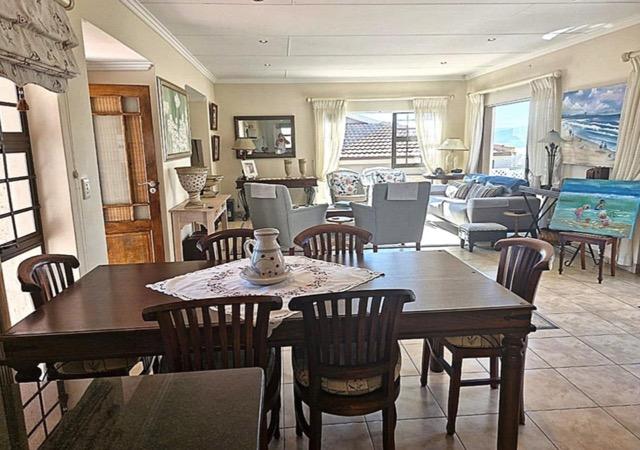 3 Bedroom Property for Sale in Reebok Western Cape